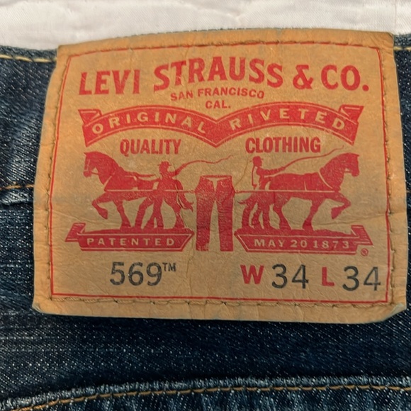 LEVI STRAUSS BLUE JEANS #569 W 34 L 34 100% COTTON MACHINE WASH COLD DRY MEDIUM - Picture 6 of 13